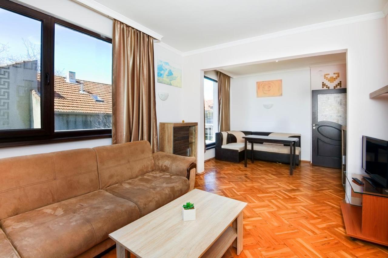 House With Garden Hotel Pomorie Luaran gambar