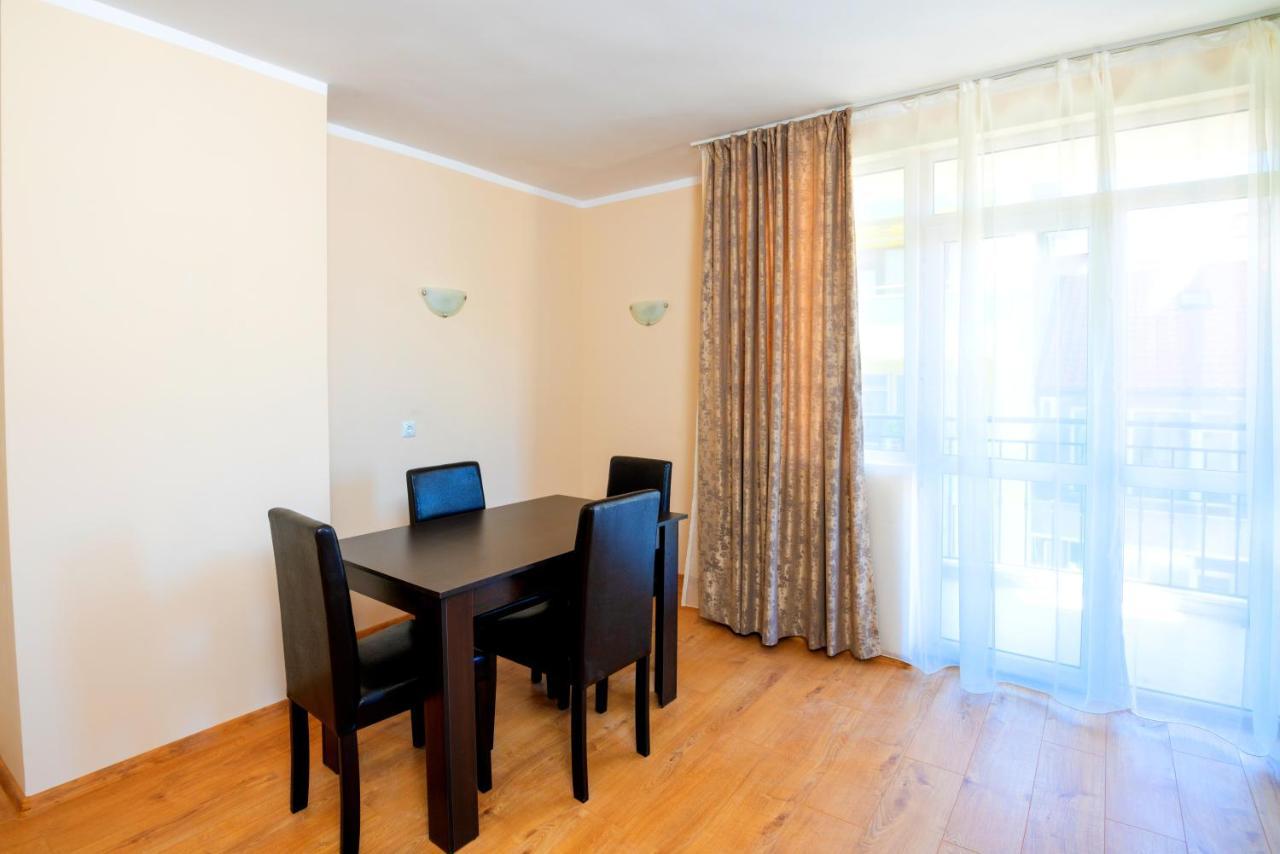 House With Garden Hotel Pomorie Luaran gambar